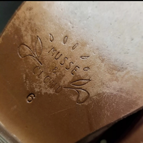 Anthropologie Coolise Musse & Cloud Cut Out Leather  Western Ankle Boot Sz 6 - Picture 9 of 13